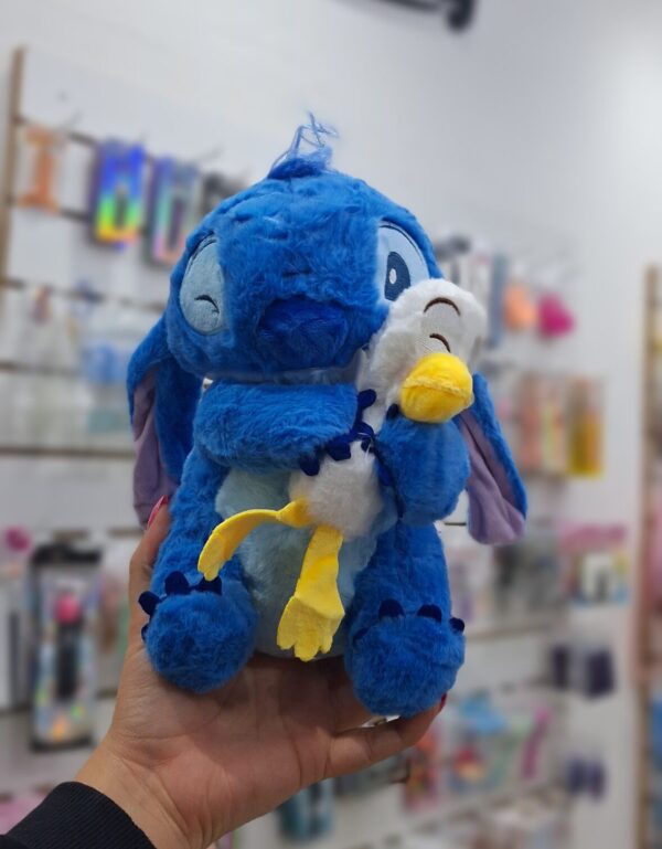 Peluche de Stitch con patito
